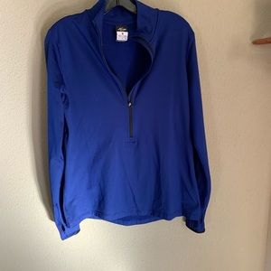 Long sleeve pullover
